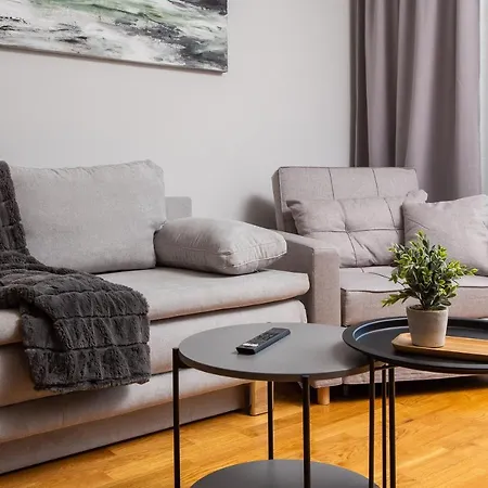 アパート A&n Luxury *